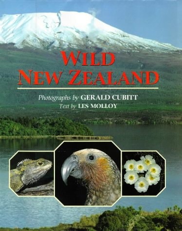 Wild New Zealand by Les Molloy